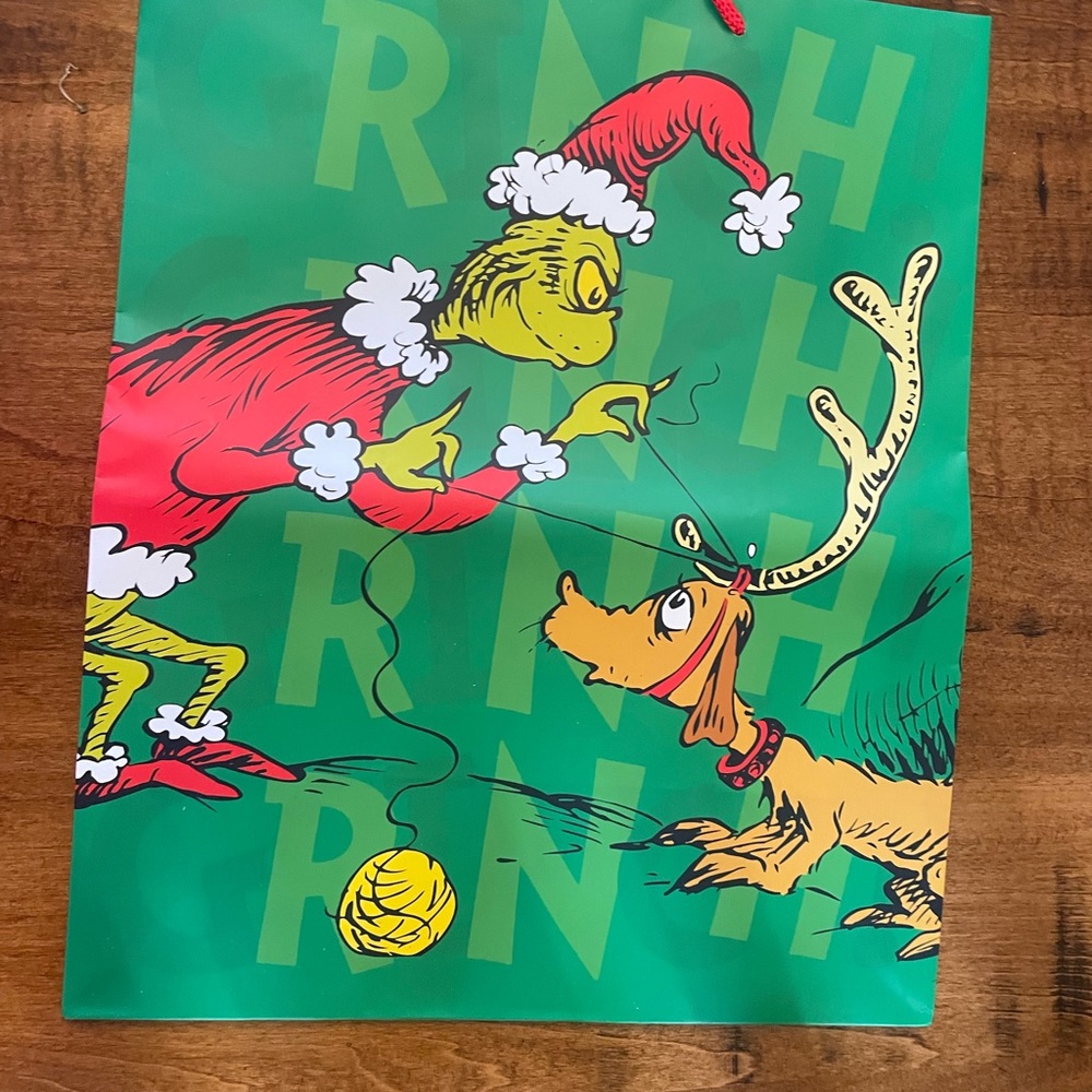 16 Holiday gift bags.